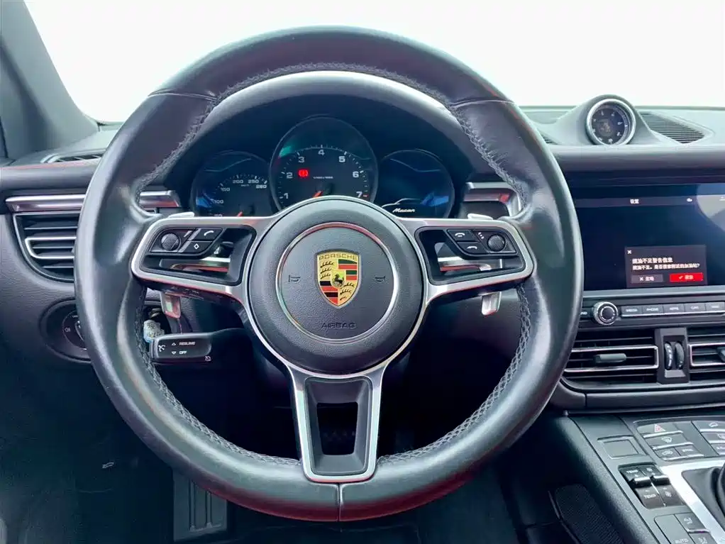 Porsche Macan 2020 Macan 2.0T фото 23