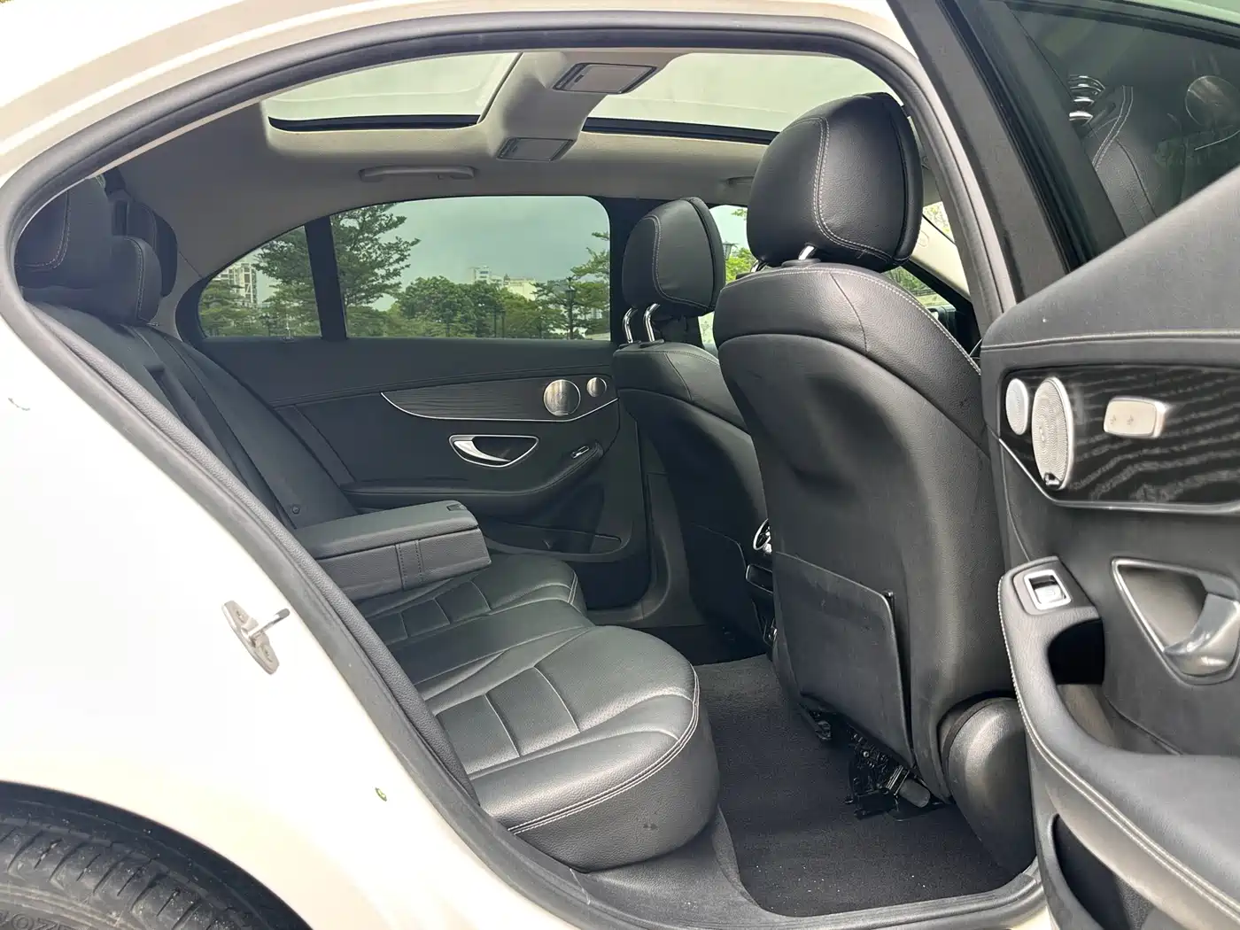 Mercedes-Benz C-Class 2021 C 260 L Sport Starry Exclusive Edition фото 14