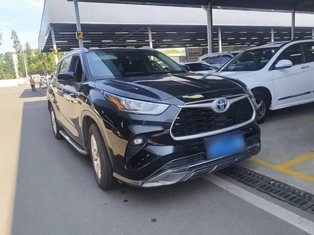 Toyota Highlander 2022 Dual Engine 2.5L AWD Elite 7-Seater фото 4
