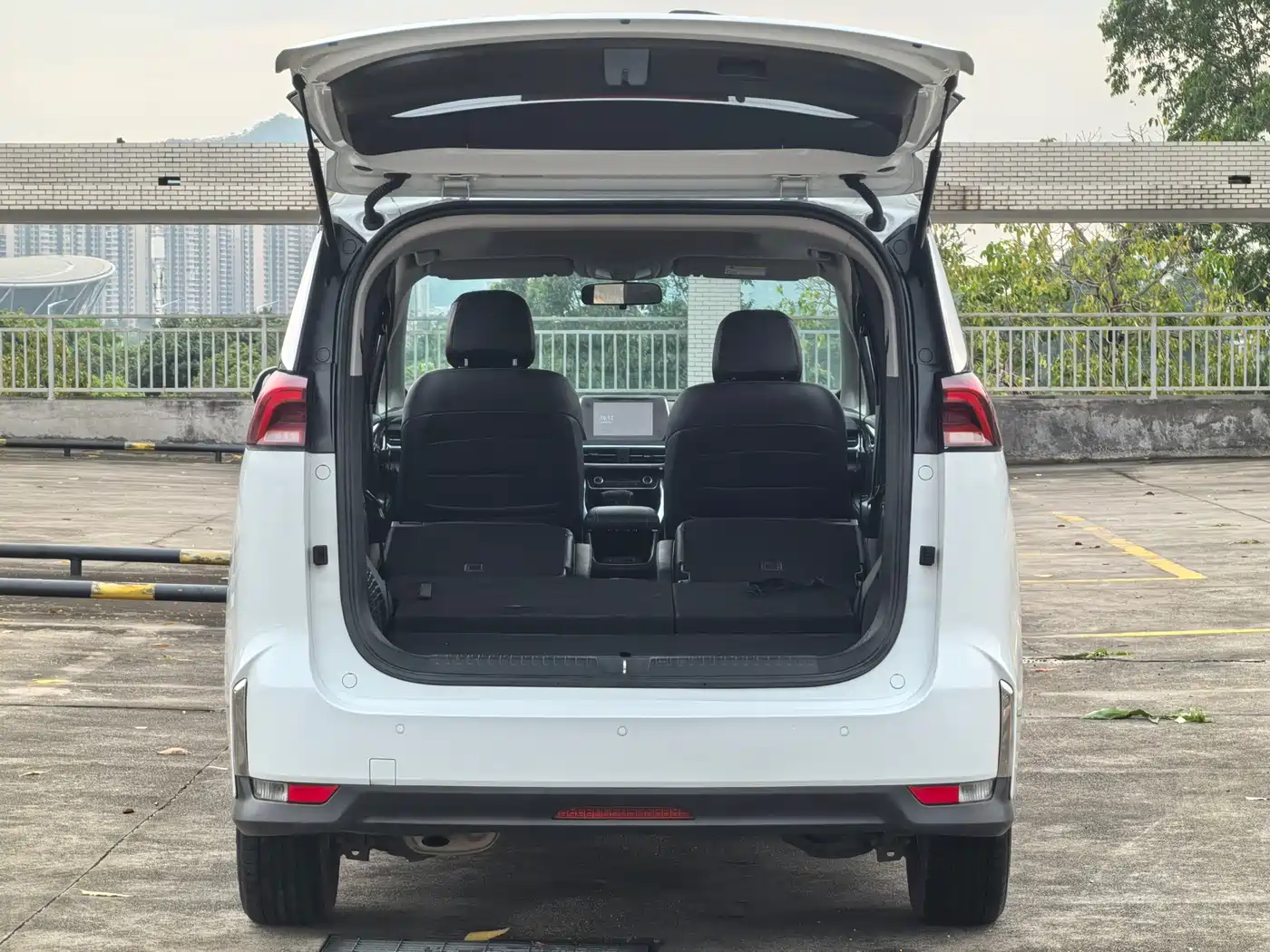 SAIC MAXUS CHASE G50