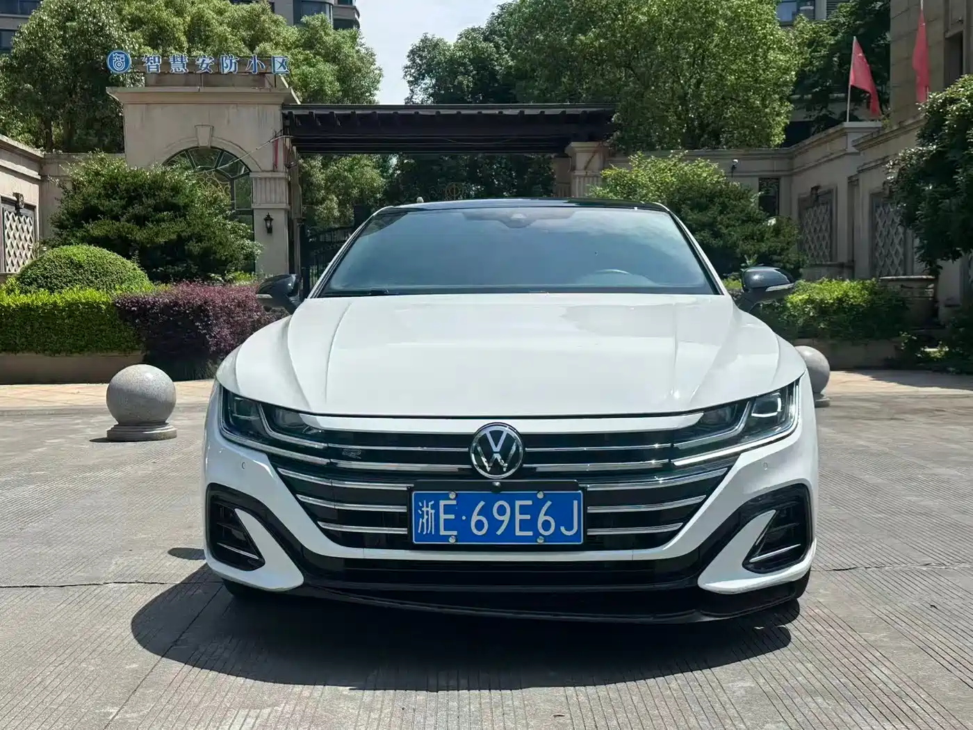 Volkswagen FAW-Volkswagen CC 2023 380TSI Eye-catching Edition фото 2