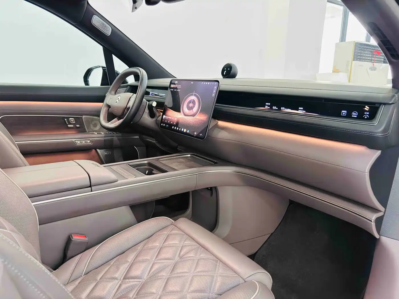NIO ES8 2025 2025 Base Model 7-Seater