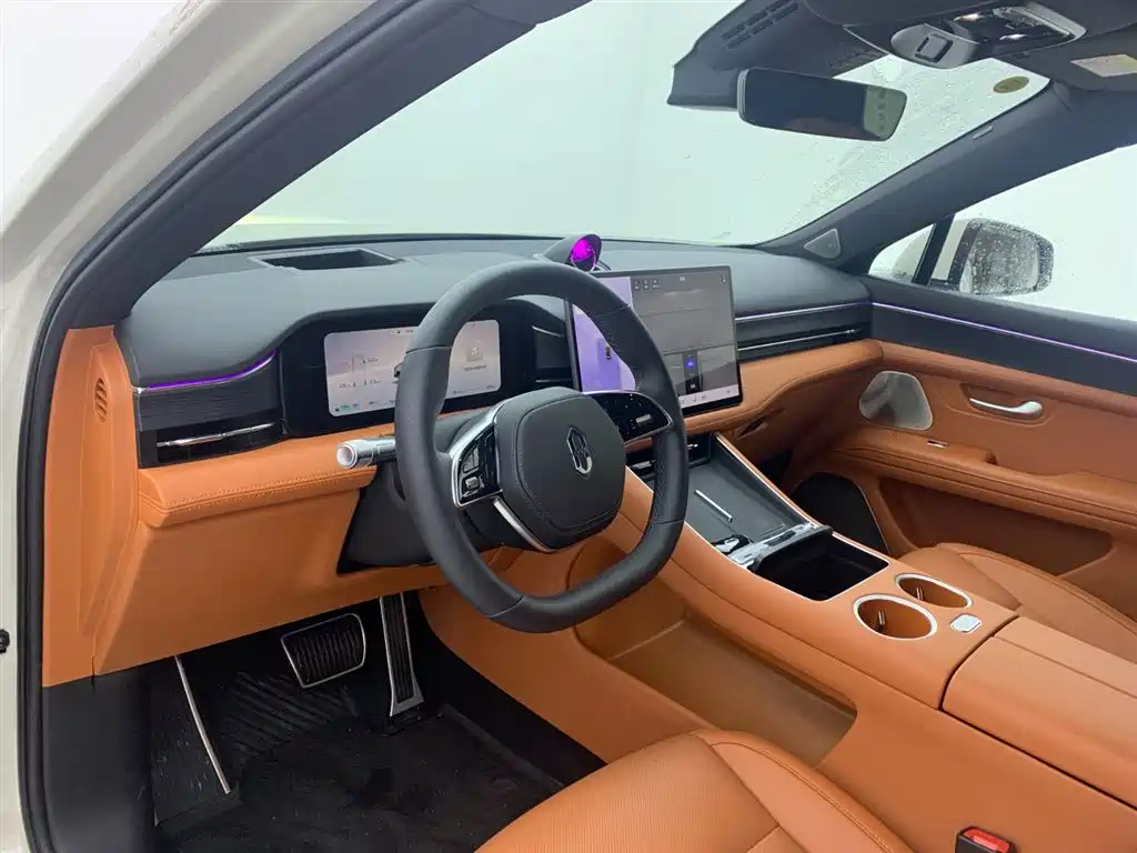AITO Wenjie AITO M5 2025 Extended Range Ultra AWD фото 15