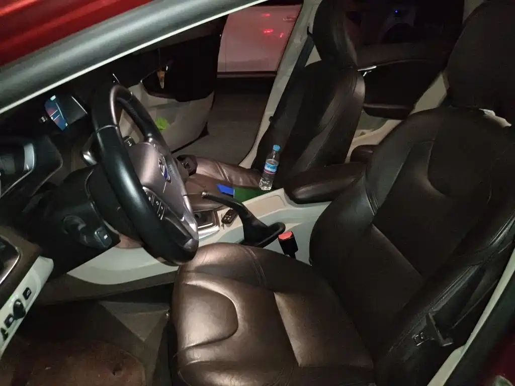 Volvo V40 2016 2016 T4 Elegance Edition