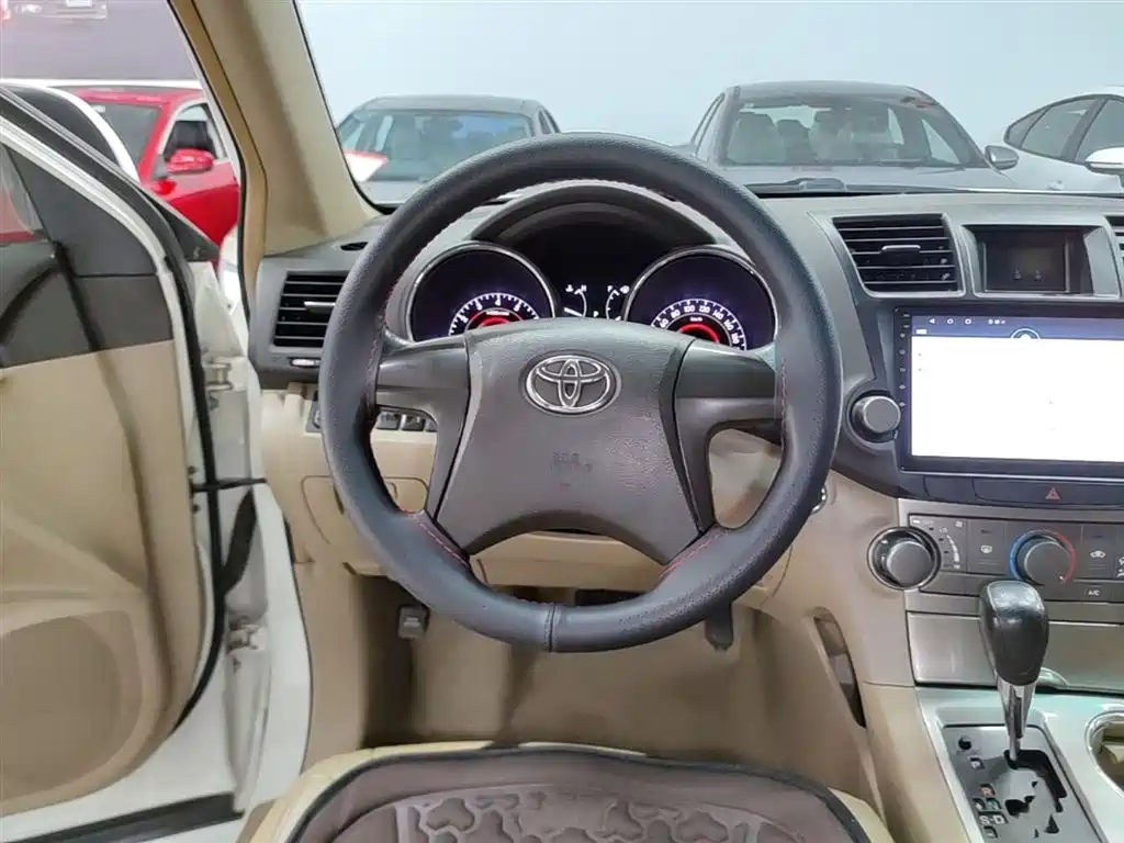Toyota Highlander 2012 2.7L 2WD 5-seater Elite Edition фото 11