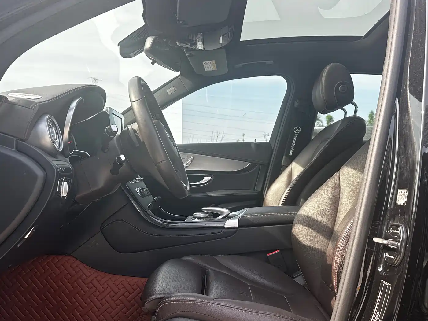 Mercedes-Benz GLC 2018 Facelift GLC 200 4MATIC фото 9