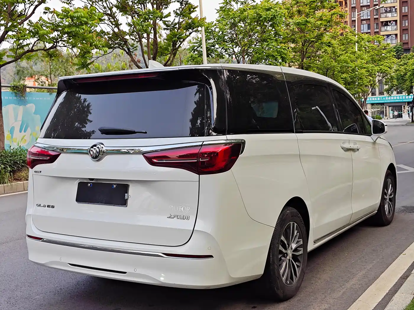 BUICK GL8