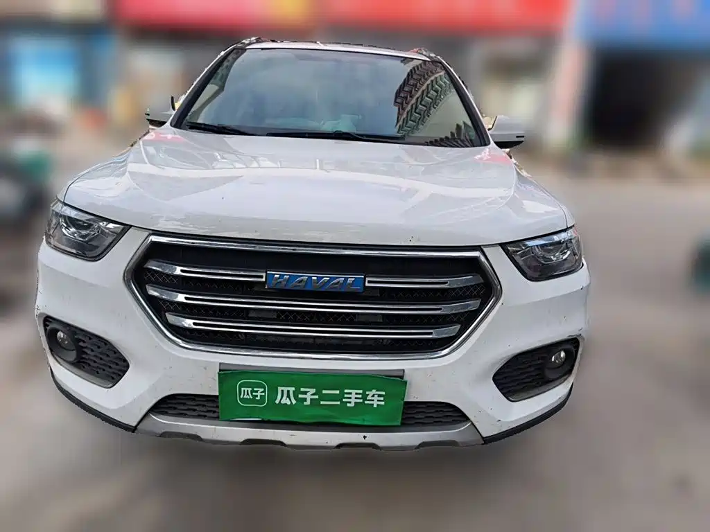 Photo 2 - Haval H6