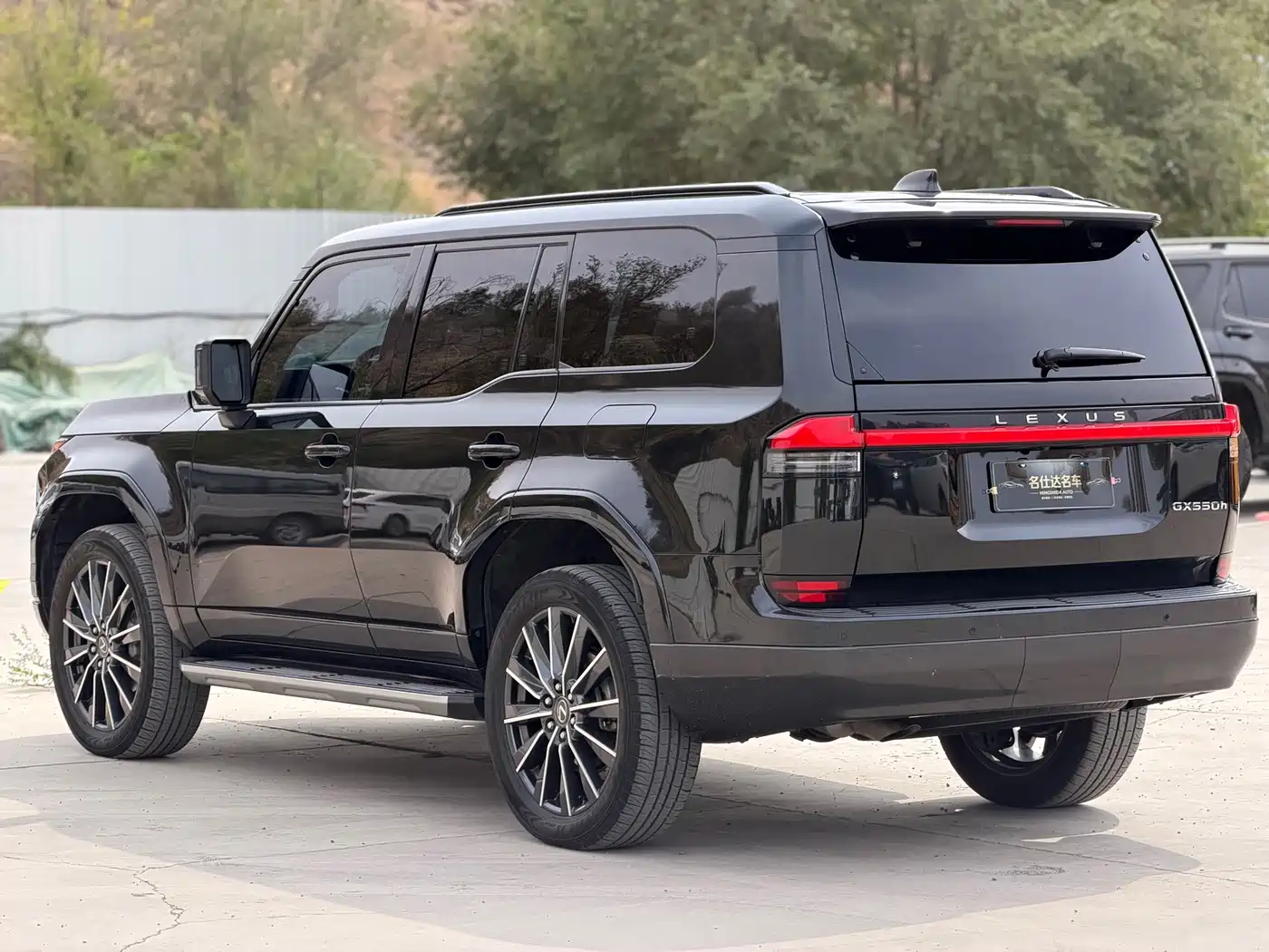 Фото 9 - Lexus GX