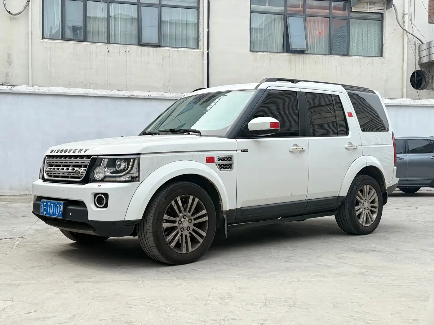 Land Rover Discovery 2016 3.0 SC V6 HSE