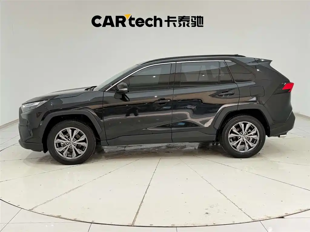 Toyota RAV4 Rongfang 2023 2.0L CVT FWD Style Plus Edition фото 6