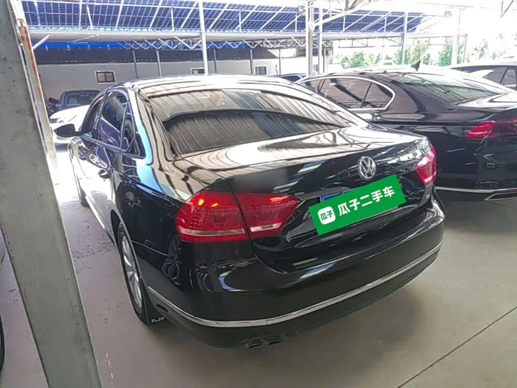 Photo 5 - Volkswagen Passat