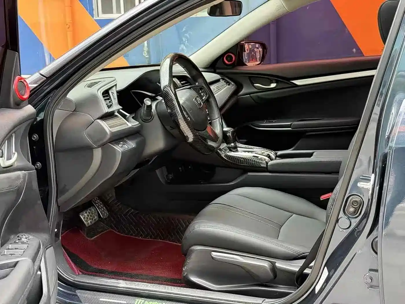 Фото 6 - Honda Civic