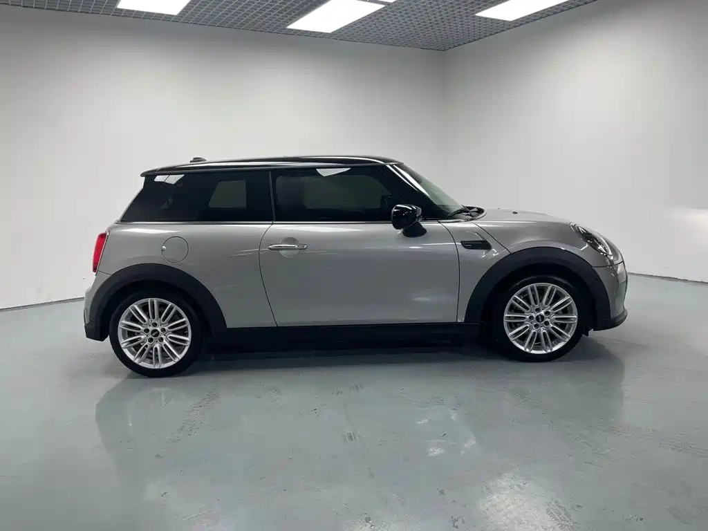 MINI MINI 2024 2023 Facelift 1.5T COOPER Artist