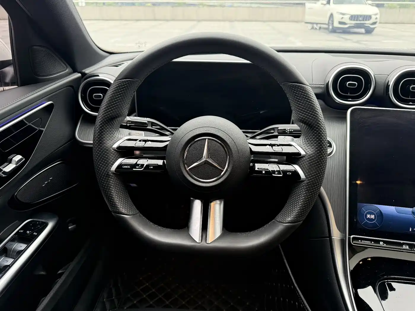 Mercedes-Benz C-Class 2022 Facelift C 200 L Sport фото 20