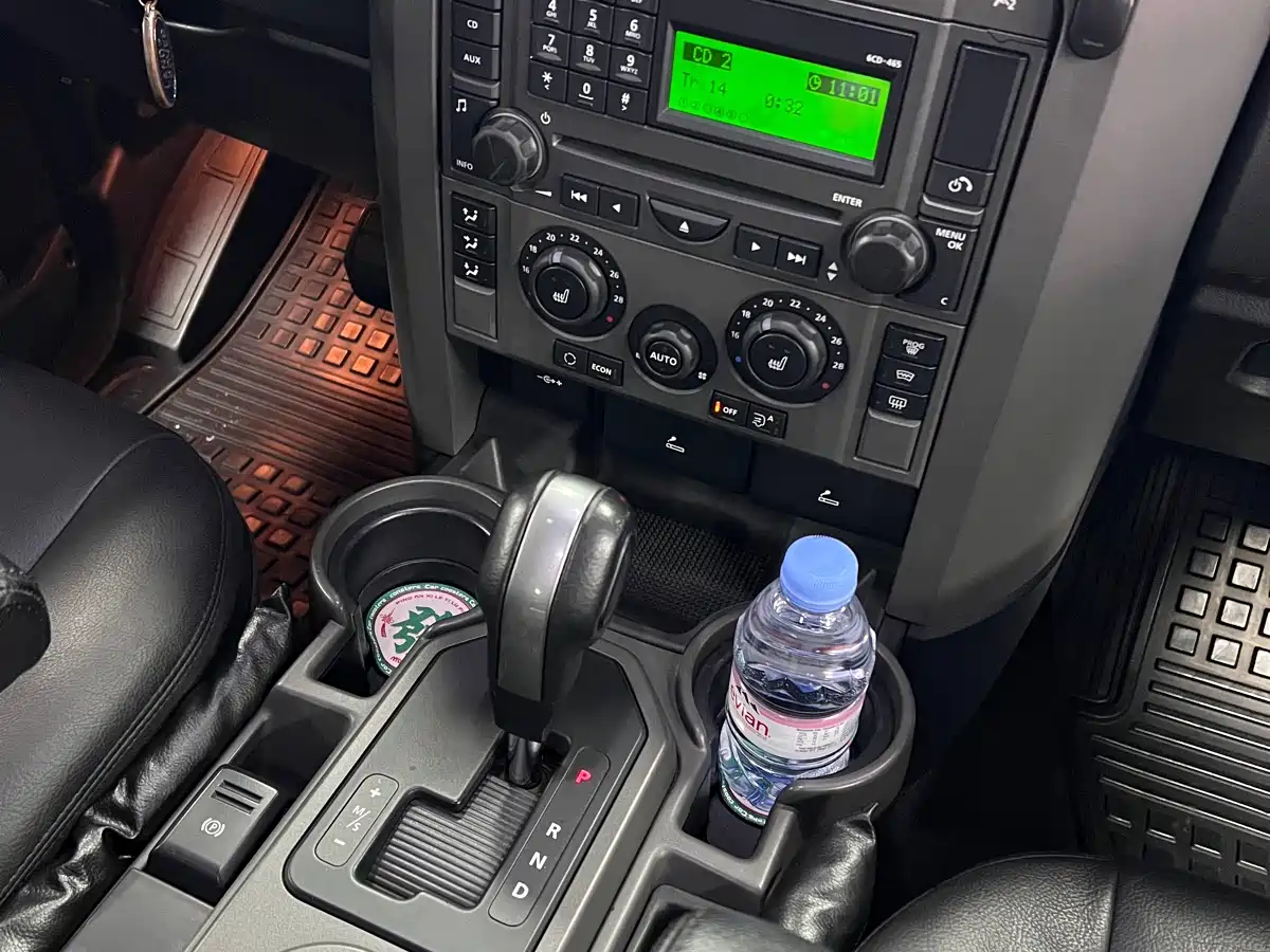 Land Rover Discovery 2005 Model 4.4 V8 HSE фото 9