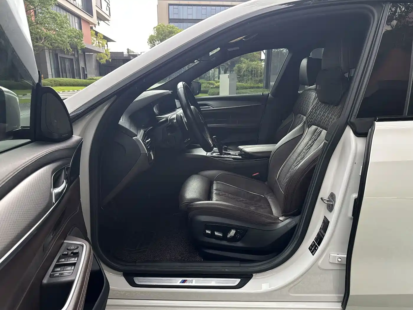BMW 6 Series GT 2018 2018 640i xDrive M Sport Package