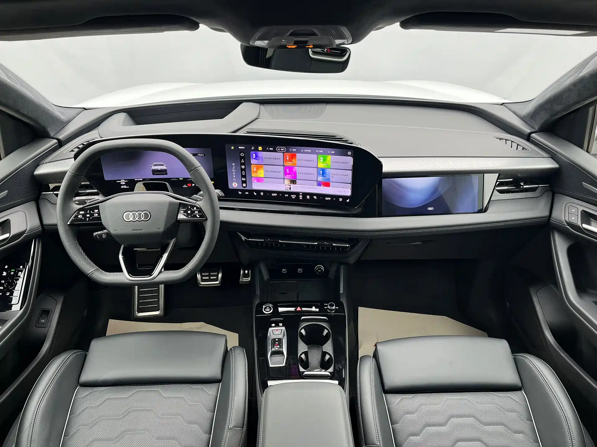Фото 7 - Audi Q6L e-tron