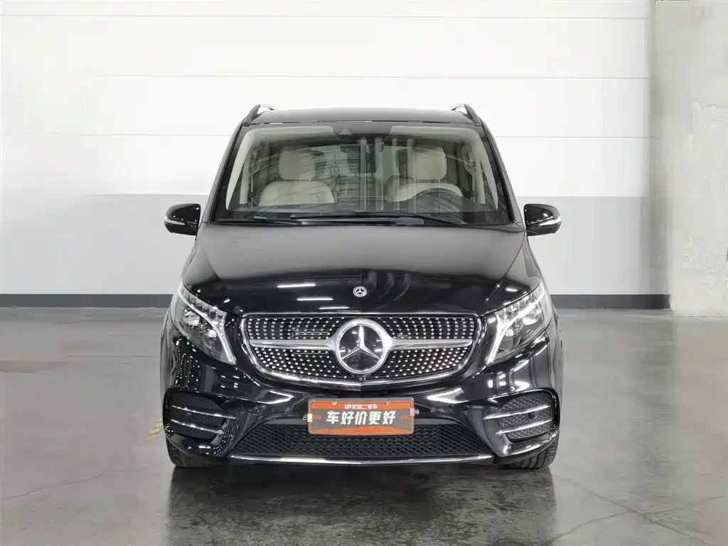 Mercedes-Benz V-Class 2022 V 260 L Long Wheelbase Luxury Edition фото 3