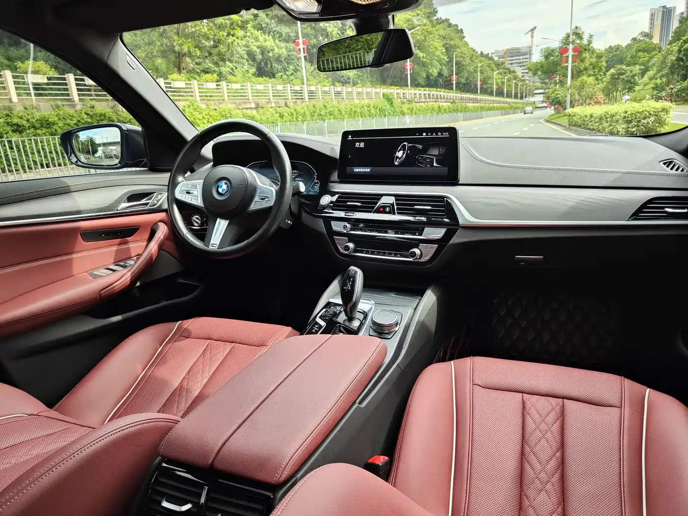 BMW 5 SERIES NEW ENERGY