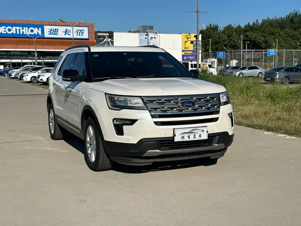 2019 Ford Explorer (Import)