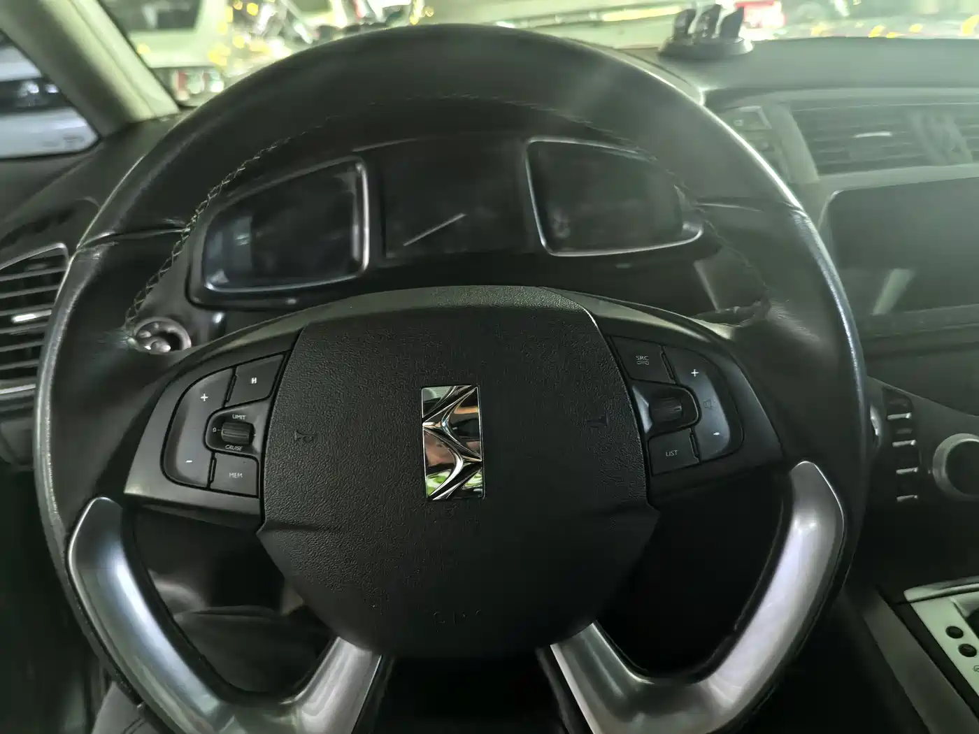 DS 5 2014 2013 1.6T Luxury THP200