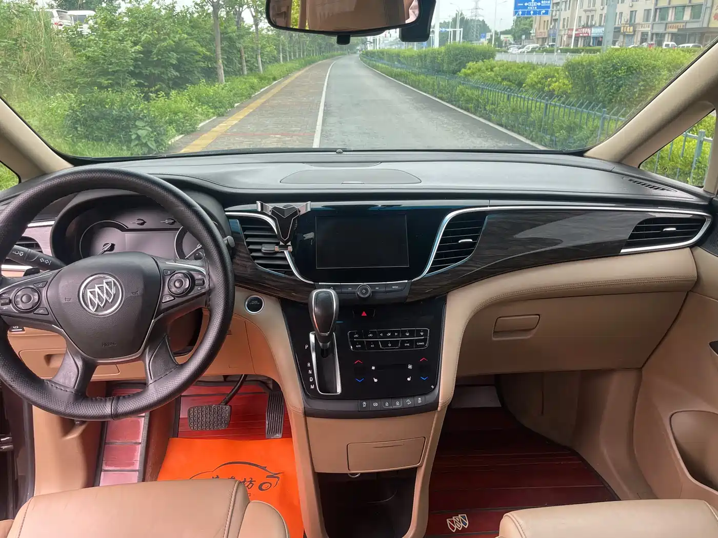 Buick GL8 2017 ES 28T Luxury China V фото 13