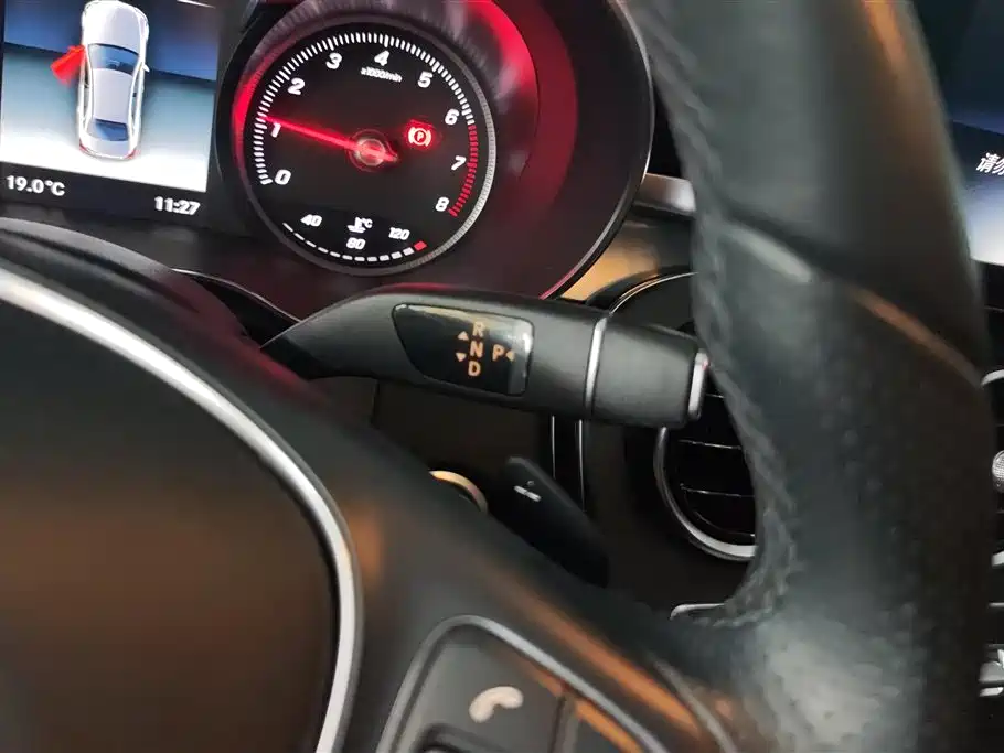 Mercedes-Benz C-Class 2018 C 180 L Fashion Sport Edition фото 16