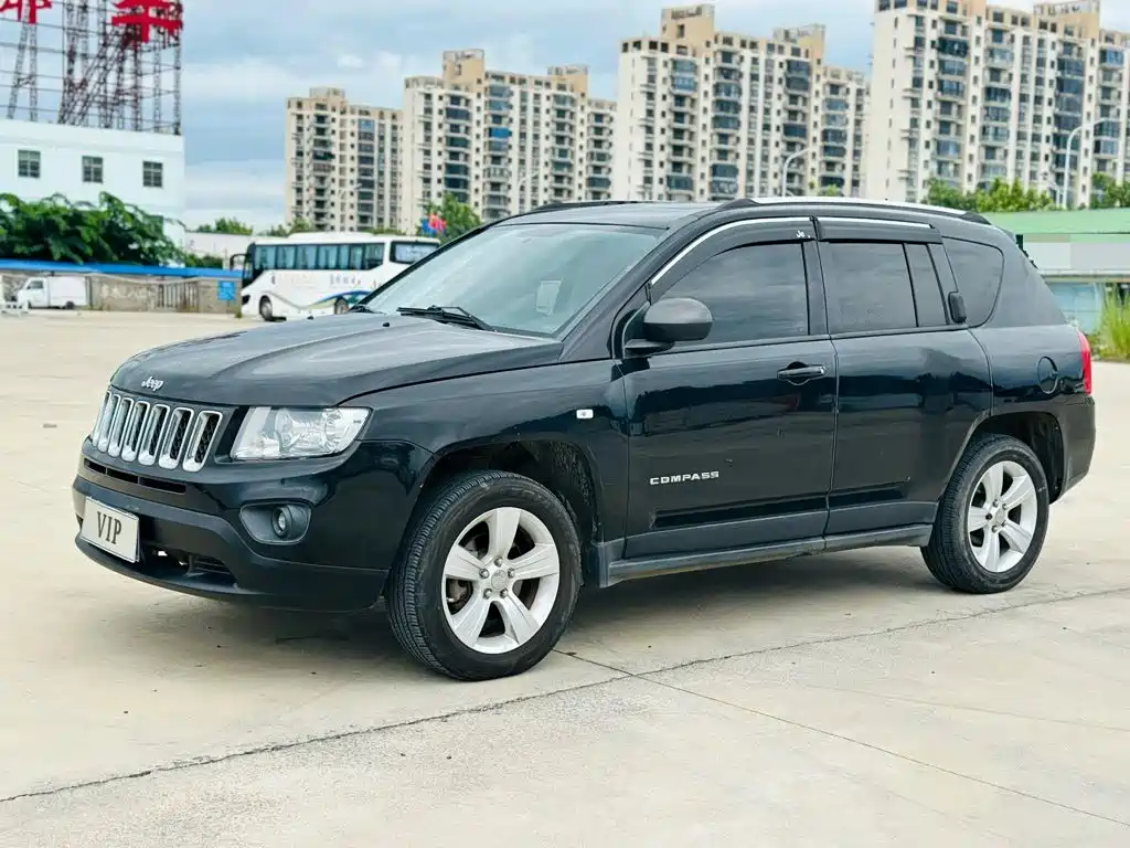 Jeep Compass (Import) 2012 2012 2.0L FWD Sport Edition