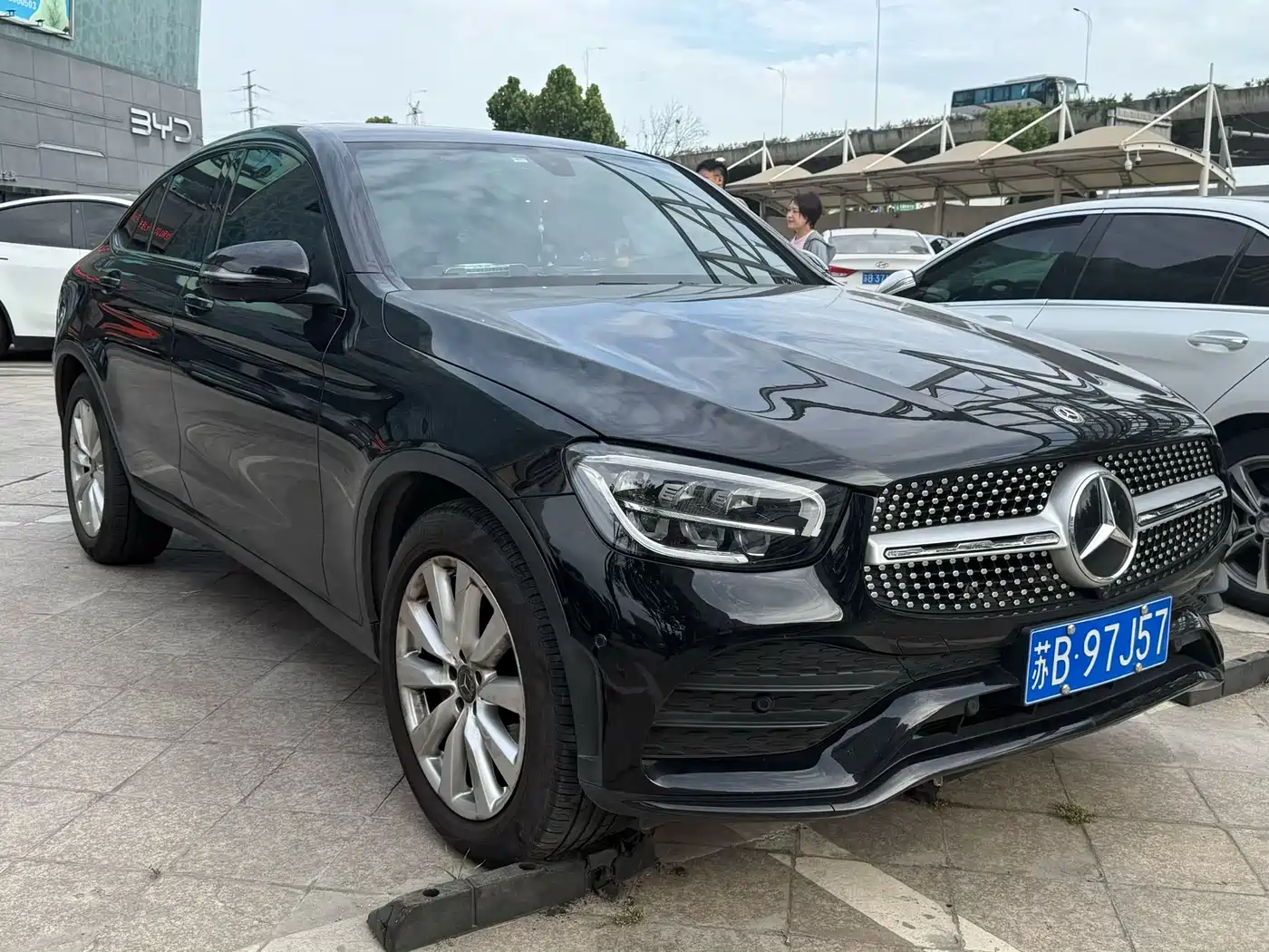 Mercedes-Benz GLC Coupe 2020 GLC 260 4MATIC Coupe SUV фото 3