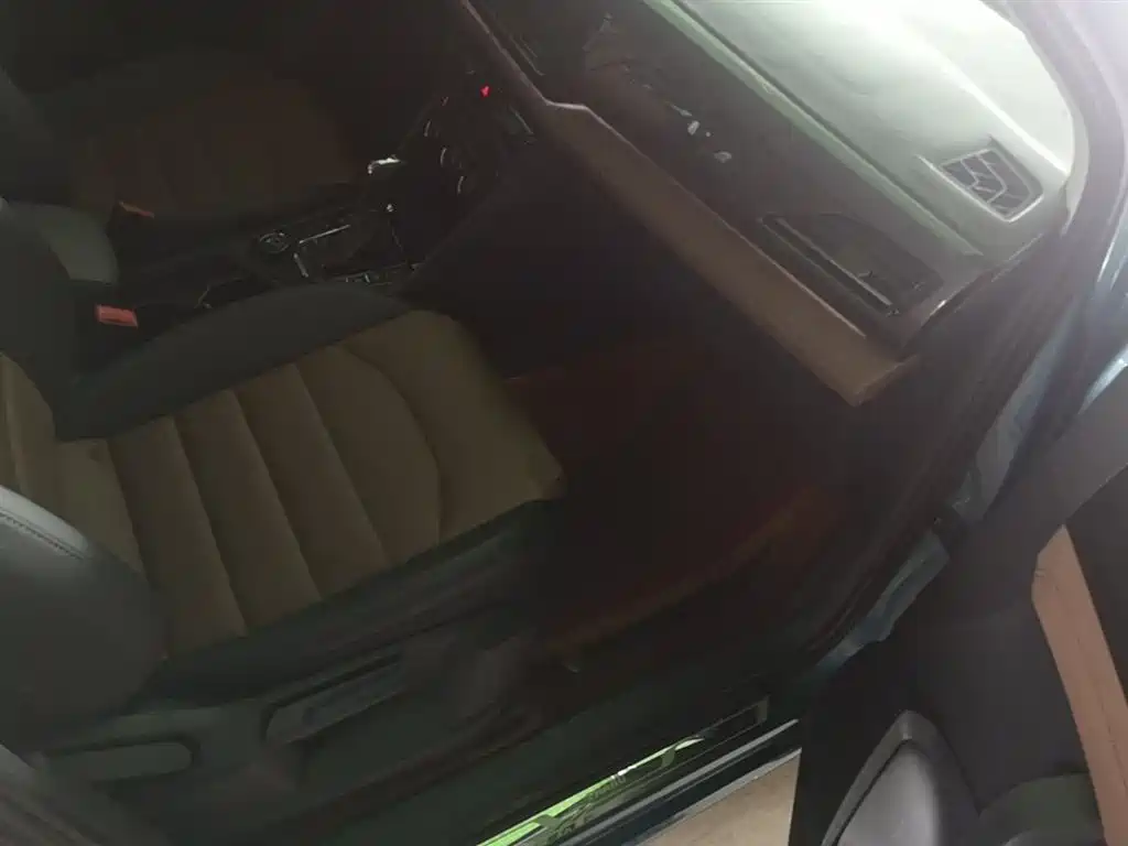Volkswagen Tharu 2019 Model 330TSI 4WD Flagship Edition China VI фото 25