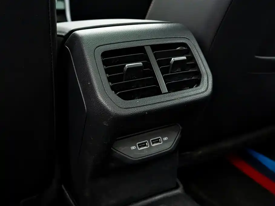 Volkswagen Bora 2023 200TSI DSG Smart Edition фото 21