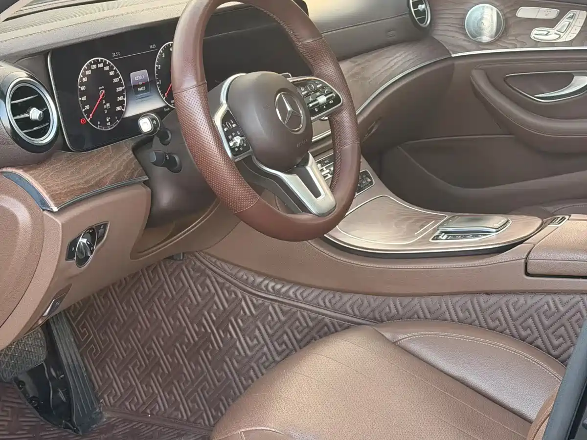 Mercedes-Benz E-Class 2019 Facelift E 300 L Luxury фото 7