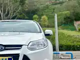 Фото 13 - Ford Focus