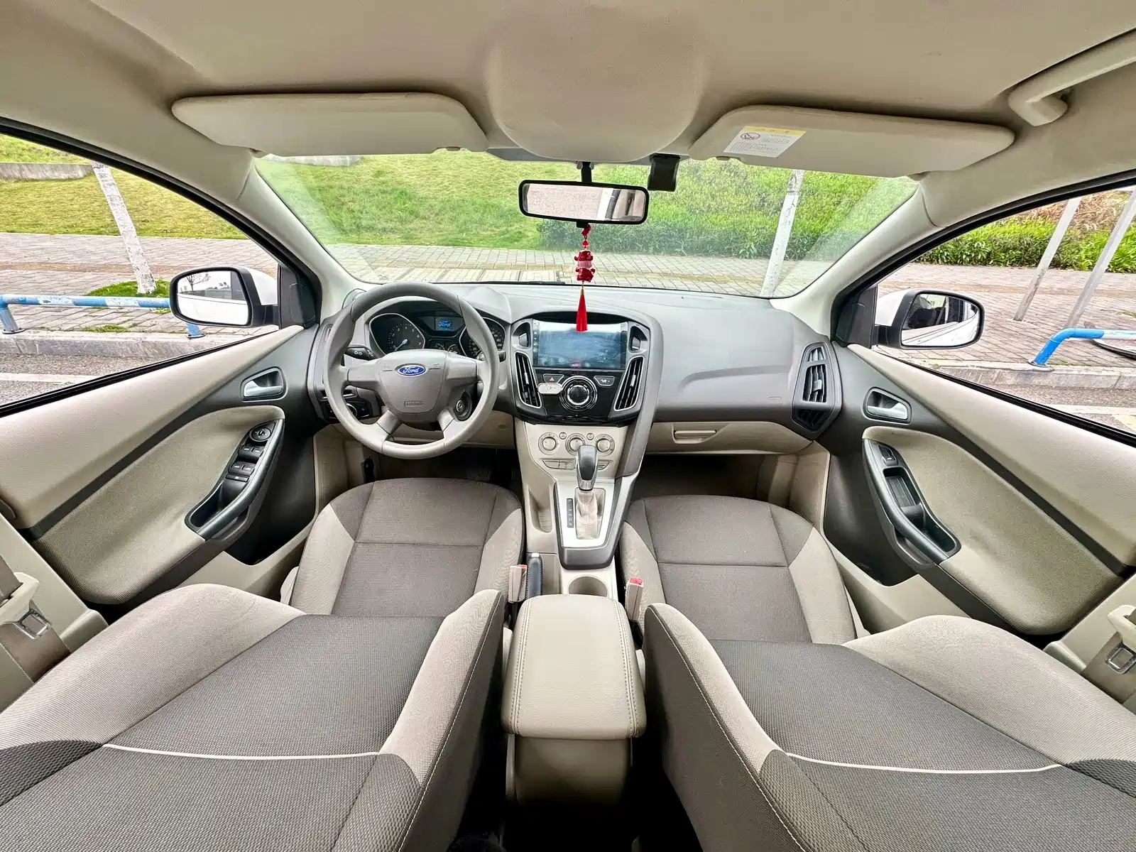 Фото 35 - Ford Focus