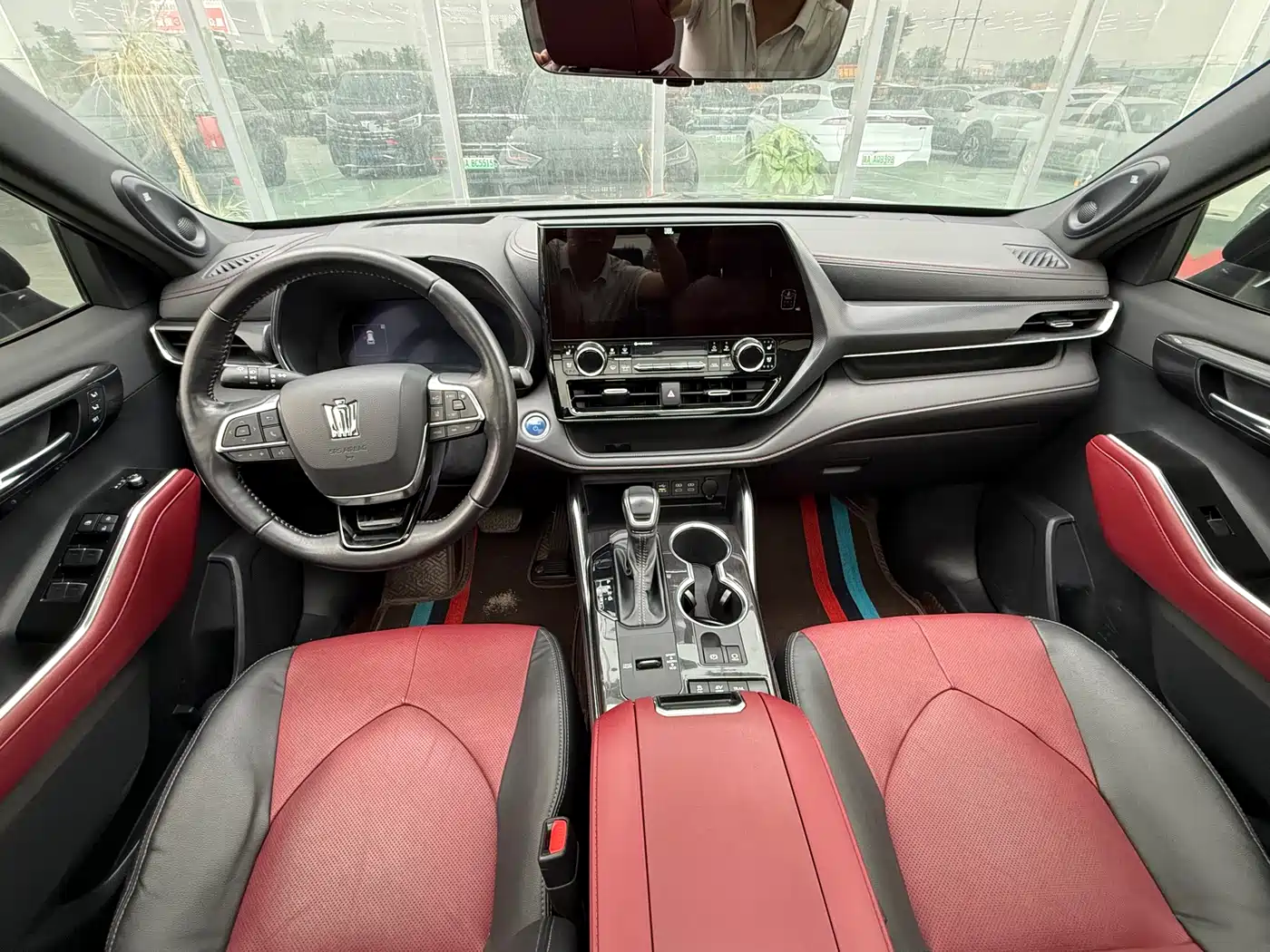 Toyota Crown Kluger 2021 2.5L HEV AWD Flagship Edition фото 8