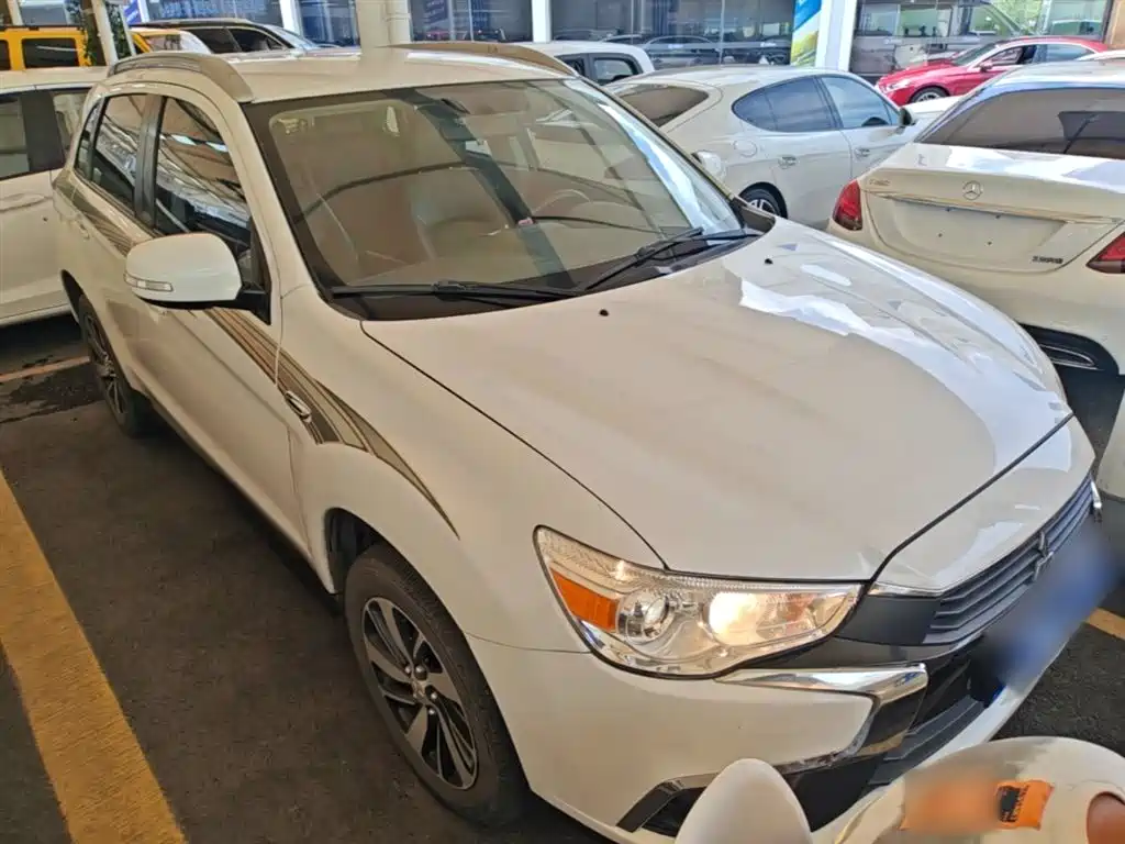 Mitsubishi ASX 2016 2.0L CVT 2WD Navigation Edition фото 4