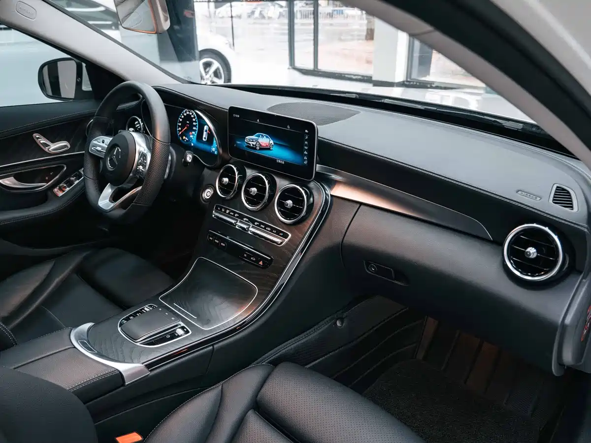 Mercedes-Benz C-Class 2020 C 200 L Fashion Sport фото 18