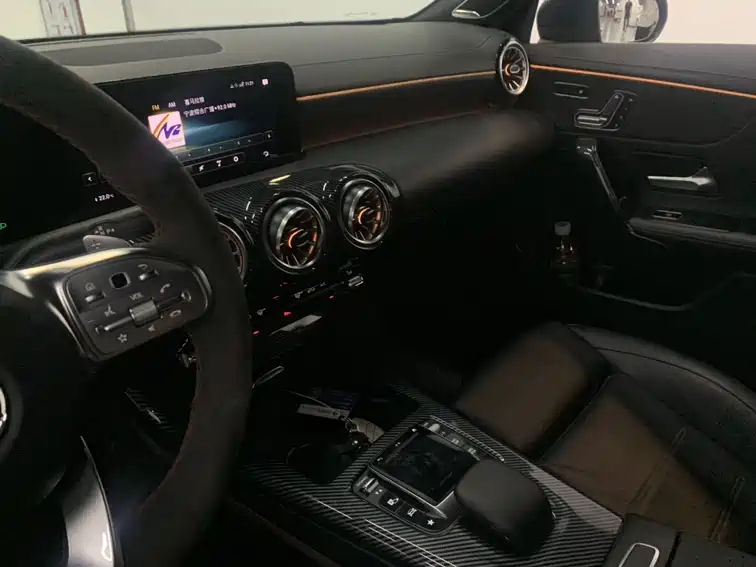 Mercedes-Benz CLA (Import) 2021 CLA 260 4MATIC фото 11