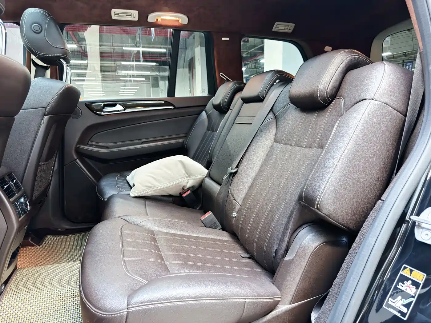 Mercedes-Benz GLS 2018 Facelift GLS 400 4MATIC Sport фото 9