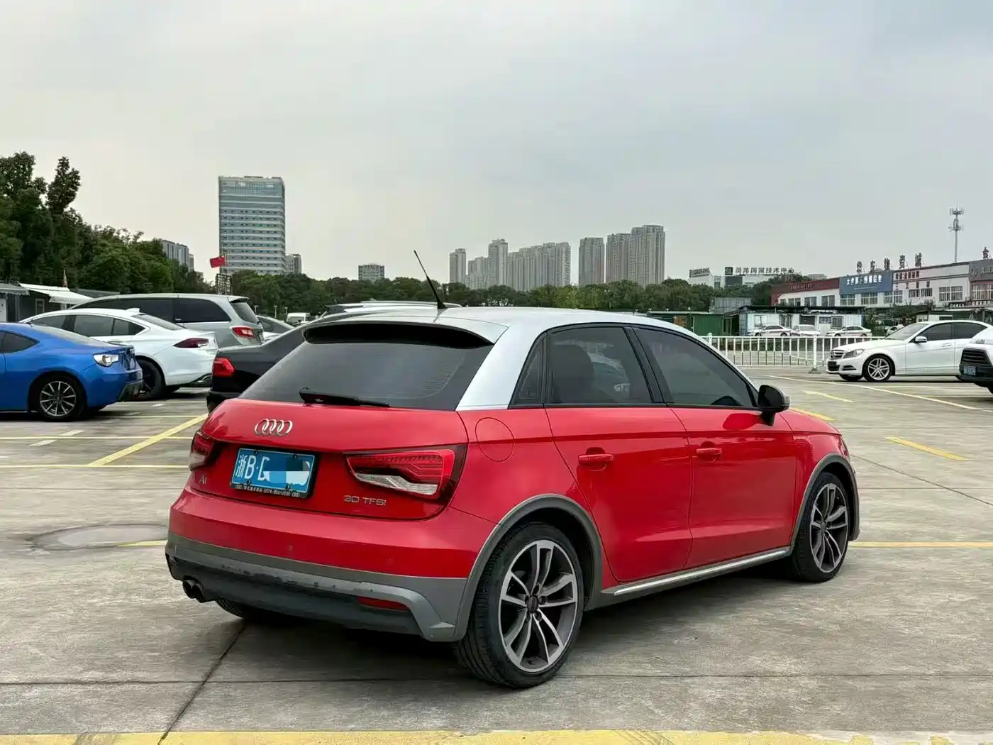 Audi A1 2017 2016 30 TFSI Sportback Design Style Edition