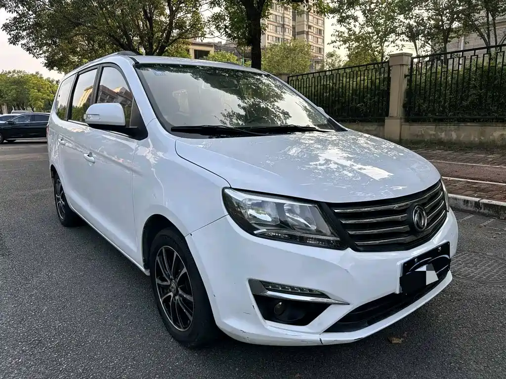 Dongfeng Fengxing Fengxing S500 2016 2016 1.6L CVT Luxury