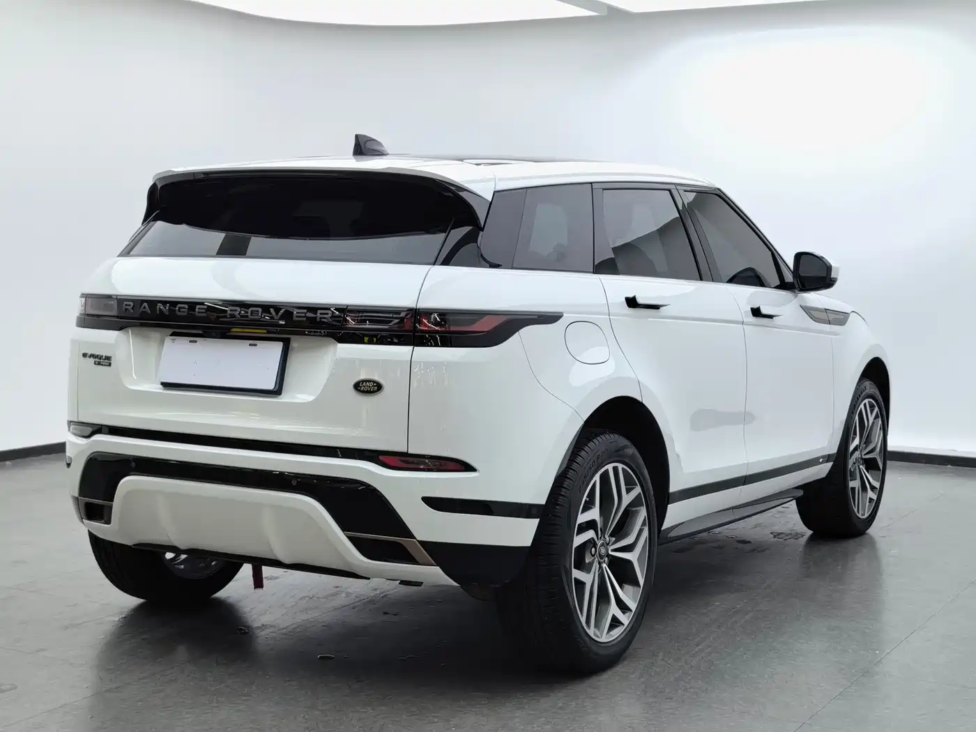 Land Rover Range Rover Evoque 2020 249PS R-DYNAMIC S Sport Edition фото 4