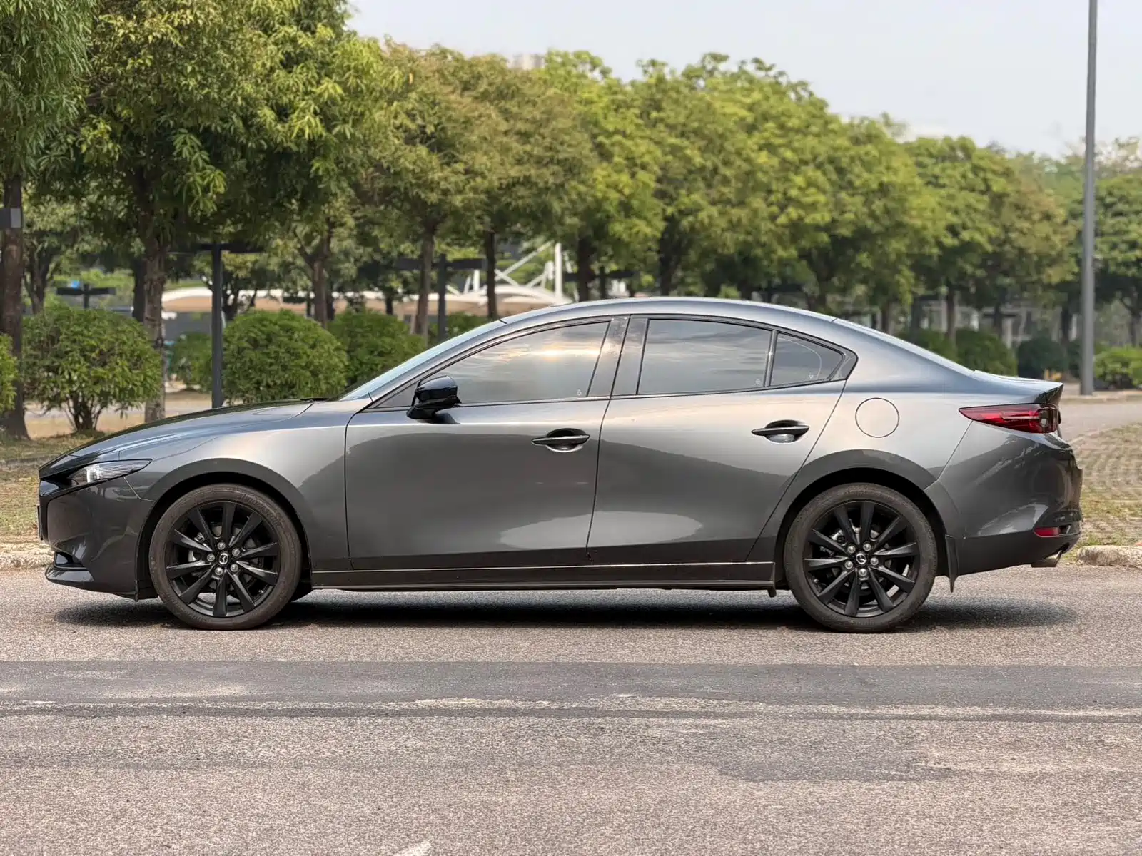 Фото 16 - Mazda Mazda 3