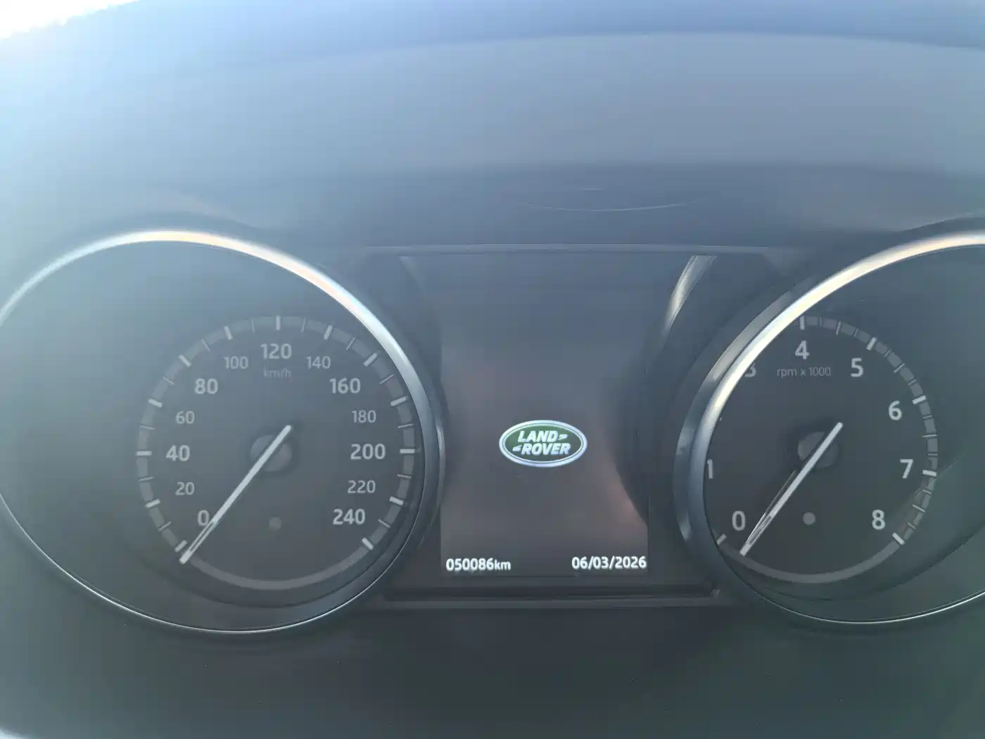 Land Rover Discovery Sport 2018 240PS SE Edition фото 4