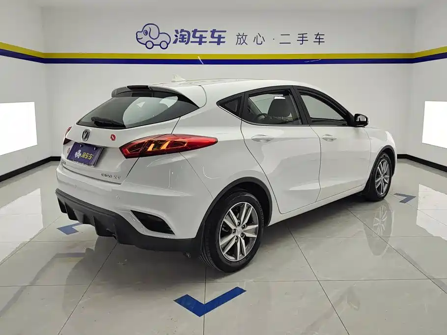 Changan Eado XT 2017 2016 1.6L Manual Stylish Cool Edition