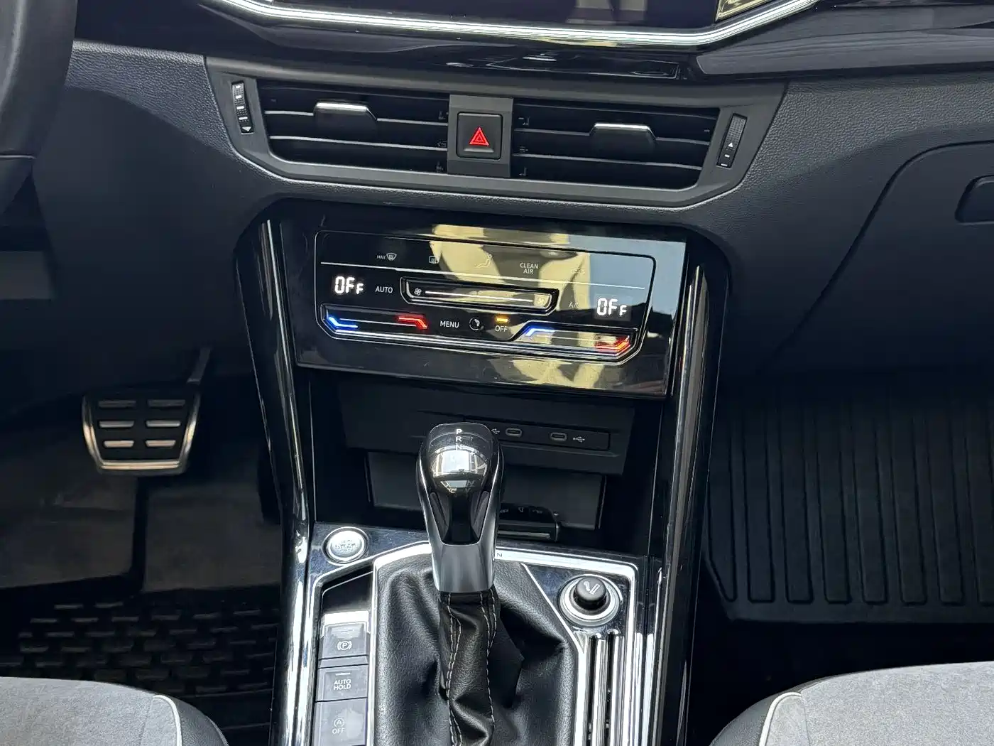 Volkswagen Tayron 2021 380TSI 4WD R-Line Smart Connect фото 12