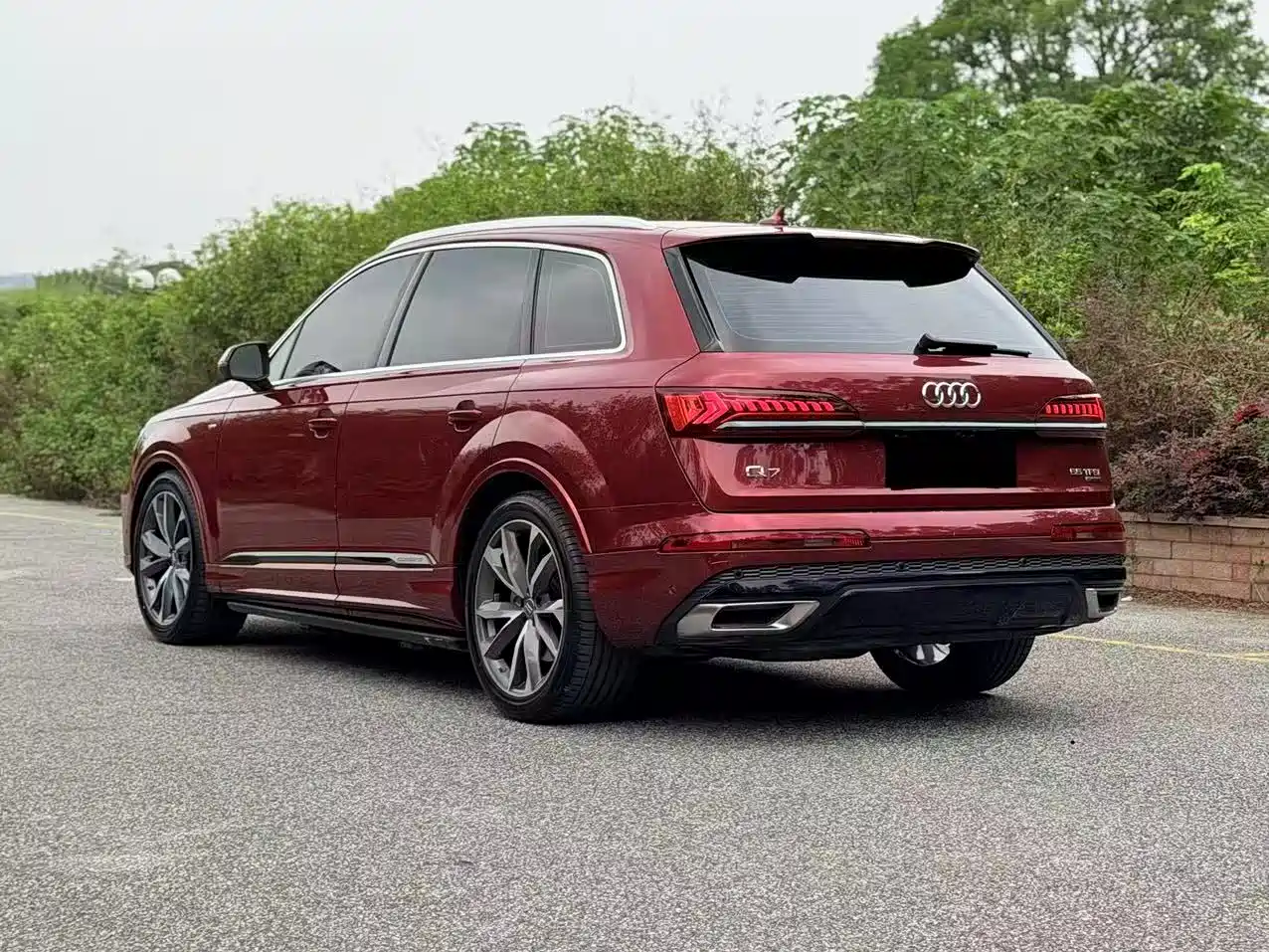 Audi Q7 2020 55 TFSI quattro Black Warrior Exclusive Edition фото 13