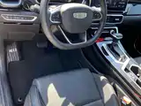 Фото 5 - Geely Coolray