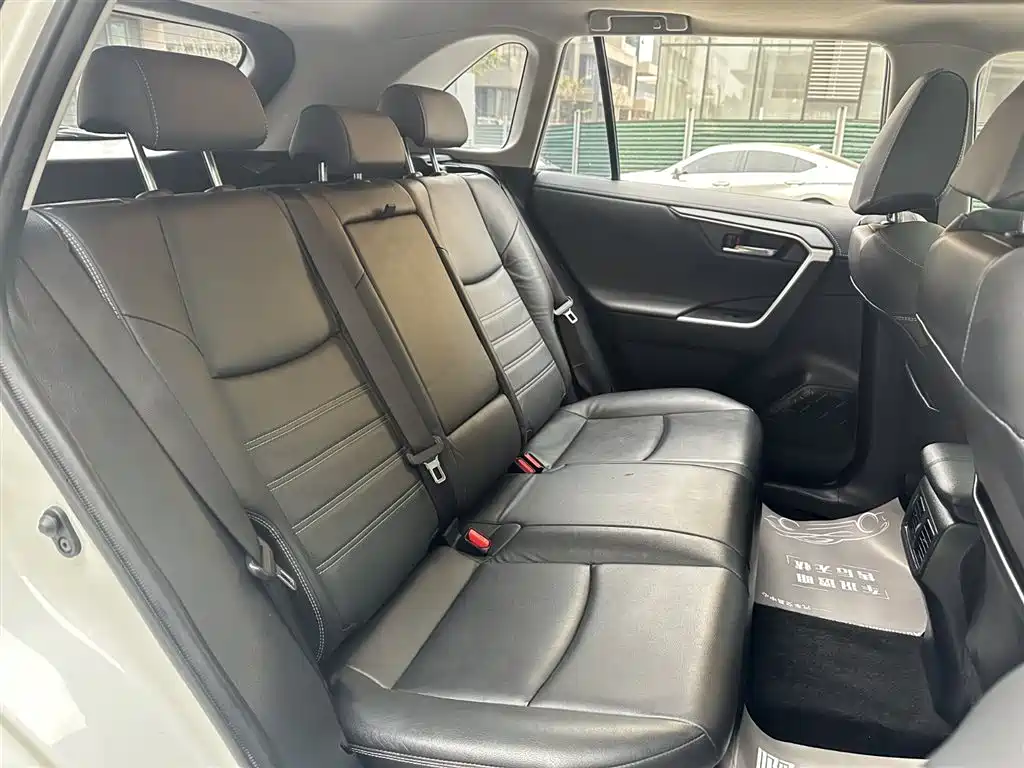 Toyota RAV4 Rongfang 2021 Facelift Hybrid 2.5L E-CVT 4WD Elite PLUS фото 15
